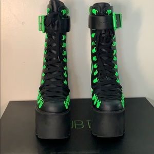Club Exx Toxic Traitor boots